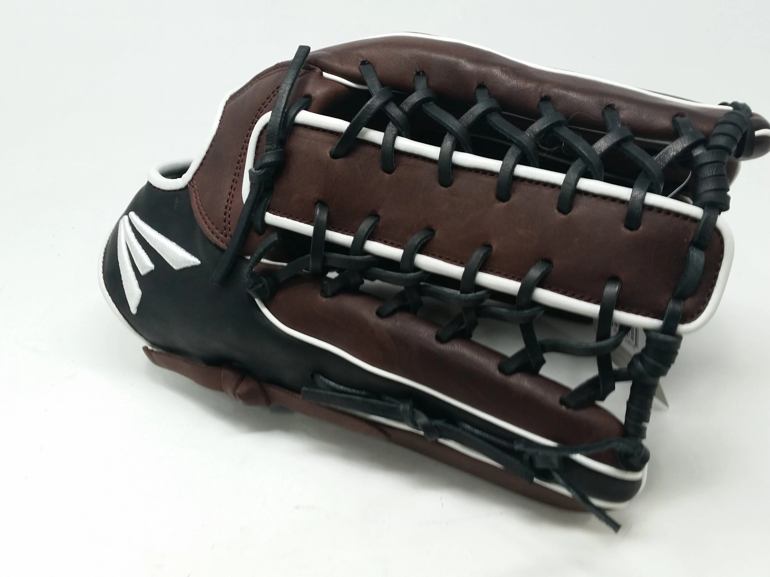 New No Tags Easton El Jefe Slowpitch Series 13.5 RHT Softball Glove Brown/Black - Image 2